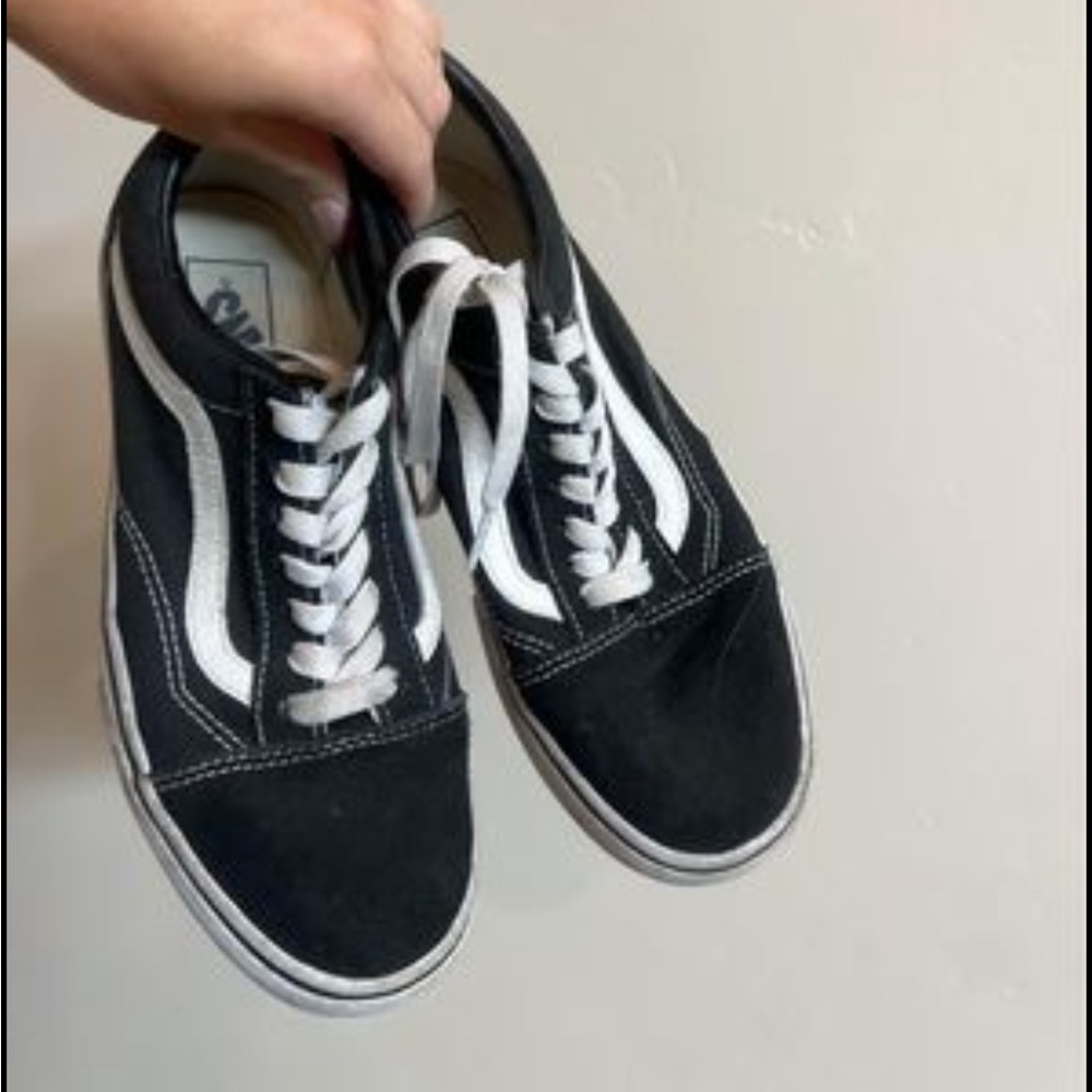 Black Vans